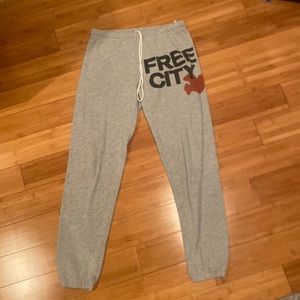 freecity size small gray and orange sweatpants